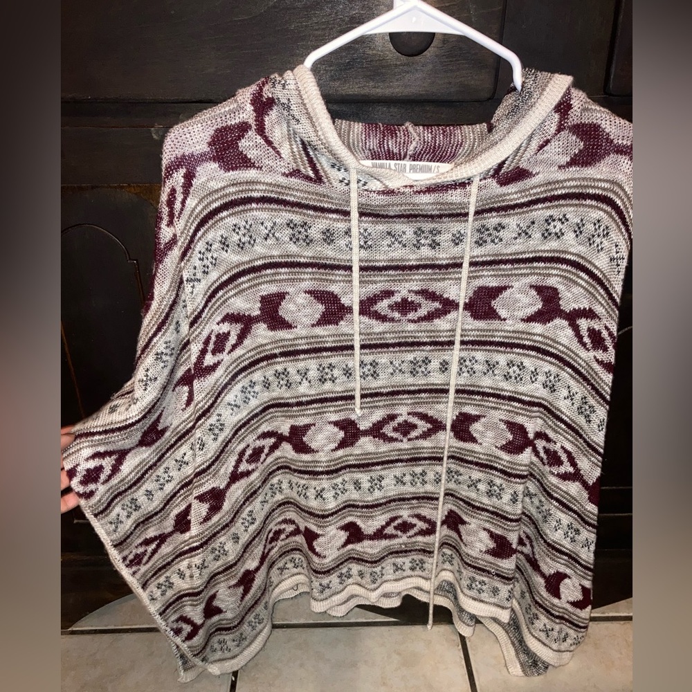 Poncho Small
